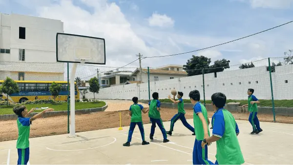 basket ball playing
